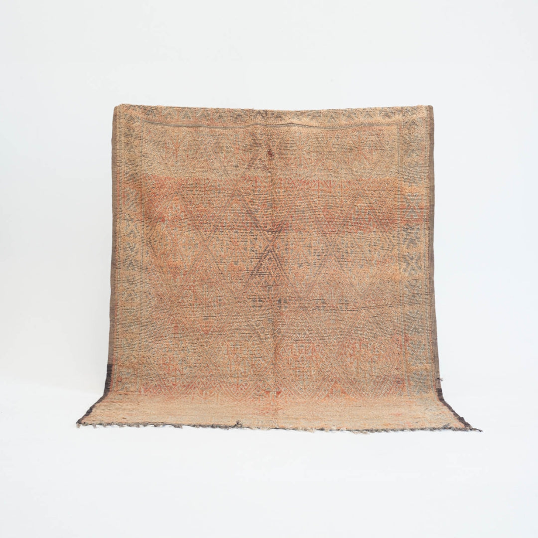 Marokkansk vintage tæppe - håndvævet i uld - Sara tæppet